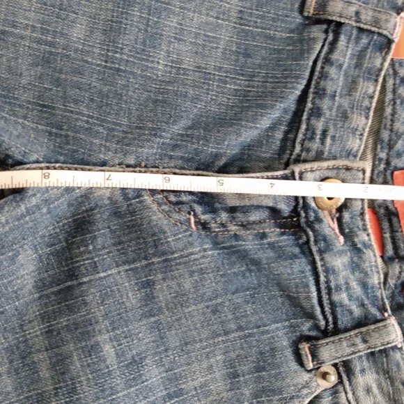 NWT, Calvin Klein capris, size 29 - Picture 7 of 7